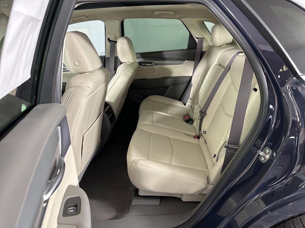 Used 2024 Cadillac XT5 Premium Luxury w/ Technology Package image 21