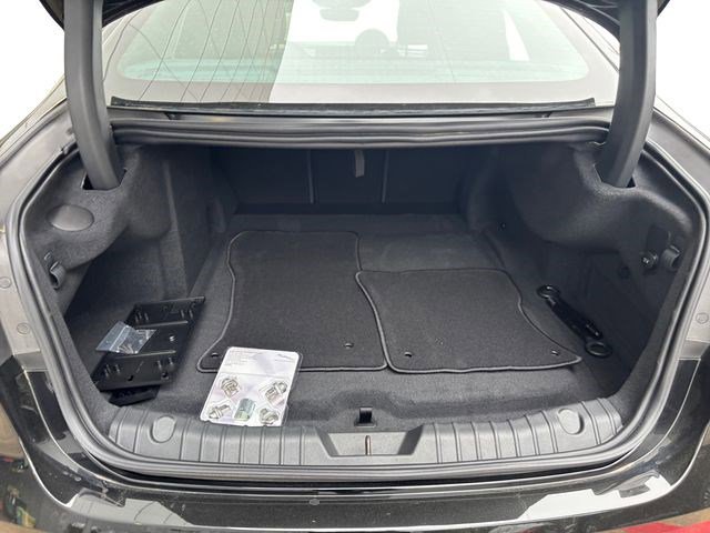 New 2024 Jaguar XF R-Dynamic SE AWD/4WD image 21