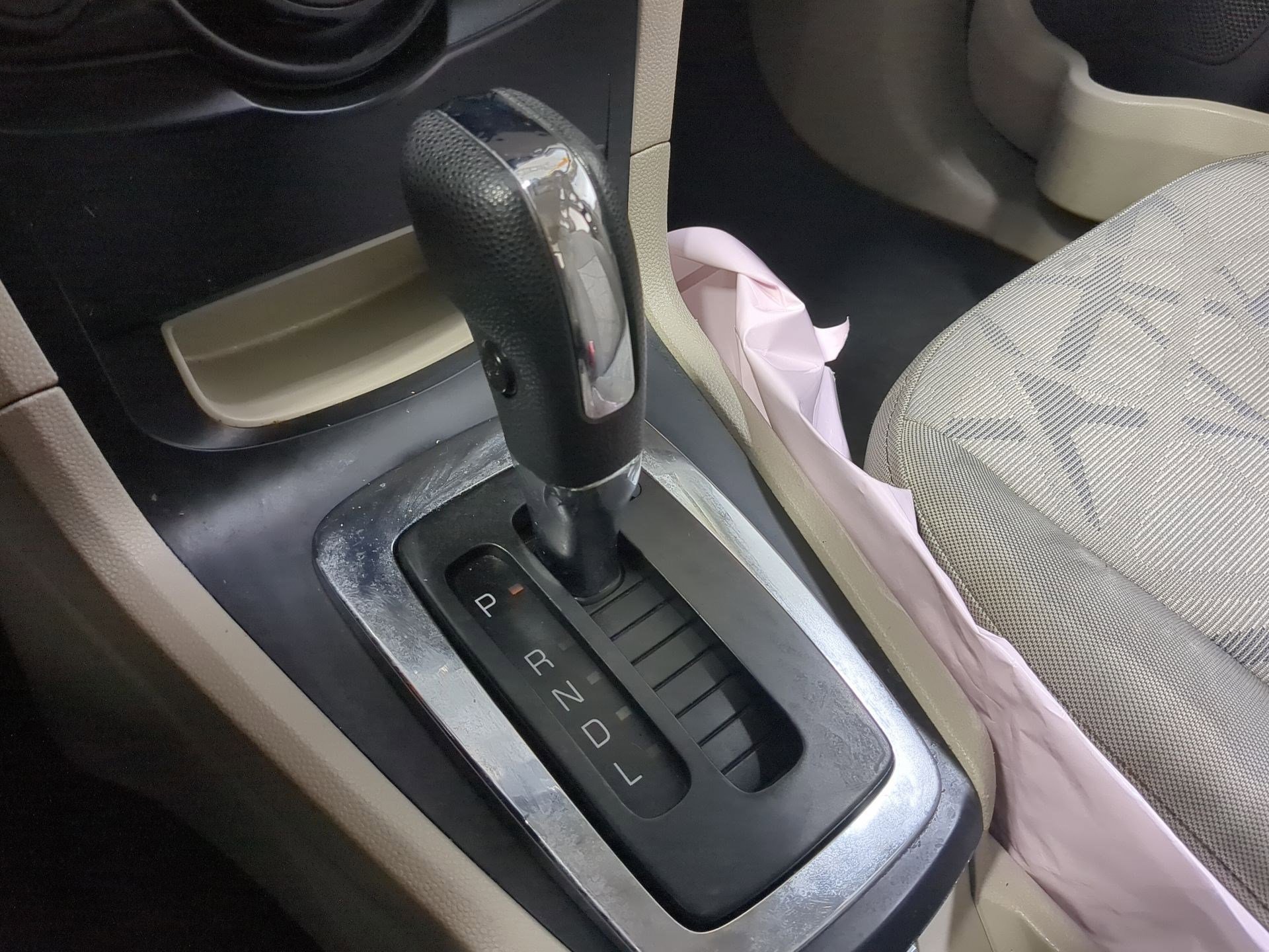 Used 2012 Ford Fiesta SE image 14