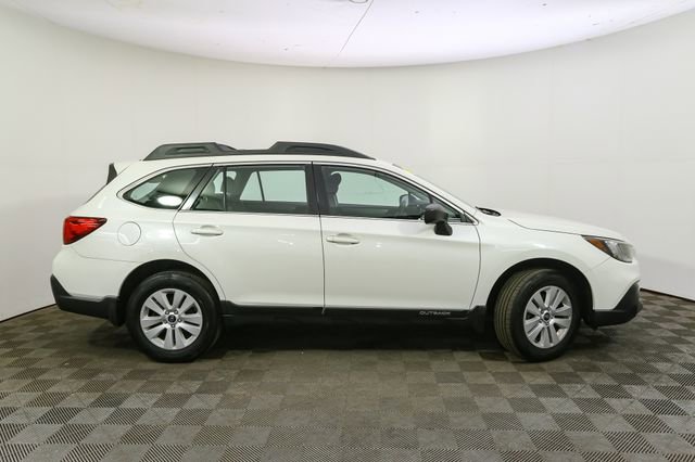 Used 2019 Subaru Outback 2.5i image 13