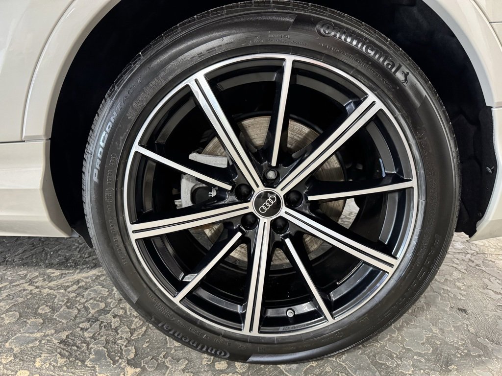 Used 2024 Audi Q7 3.0T Prestige image 27