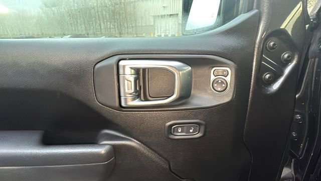 Used 2025 Jeep Wrangler Unlimited Rubicon 4xe w/ Safety Group image 11