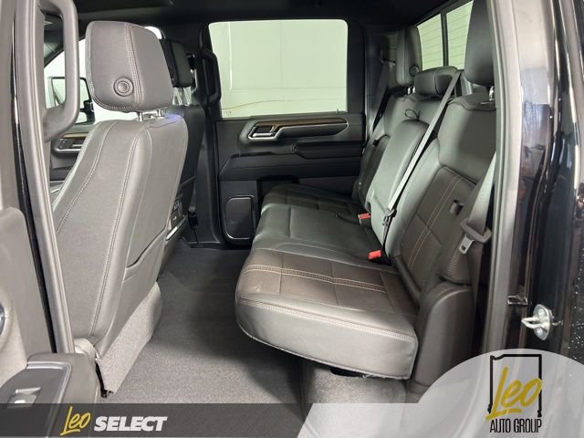 Used 2024 Chevrolet Silverado 3500 High Country w/ Technology Package AWD/4WD image 15