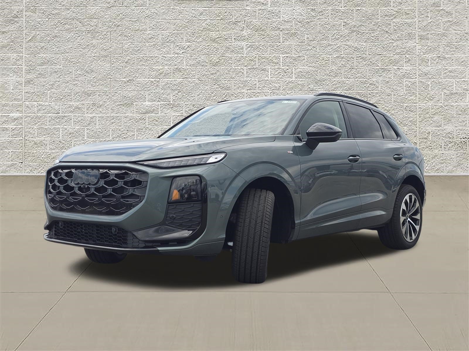 New 2026 Audi Q3 quattro 2.0T AWD/4WD image 3