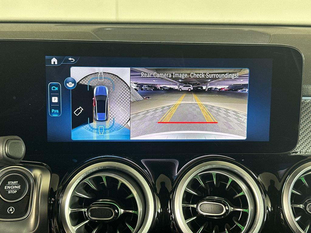 Certified 2026 Mercedes-Benz GLB 35 AMG 4MATIC image 31