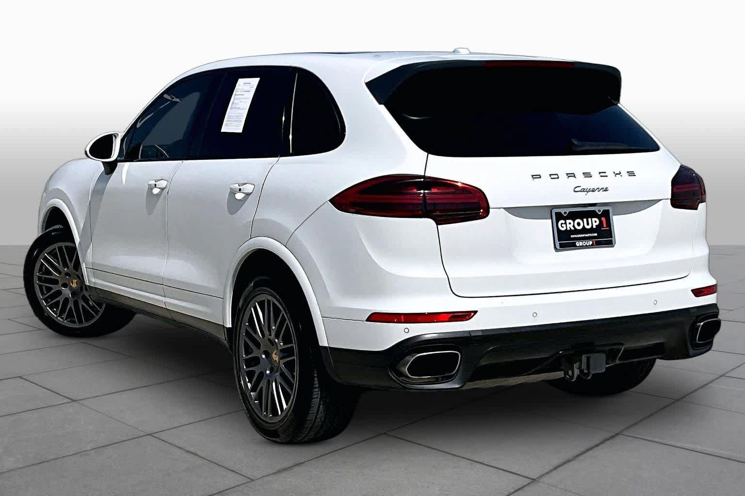 Used 2017 Porsche Cayenne Platinum Edition AWD/4WD image 11