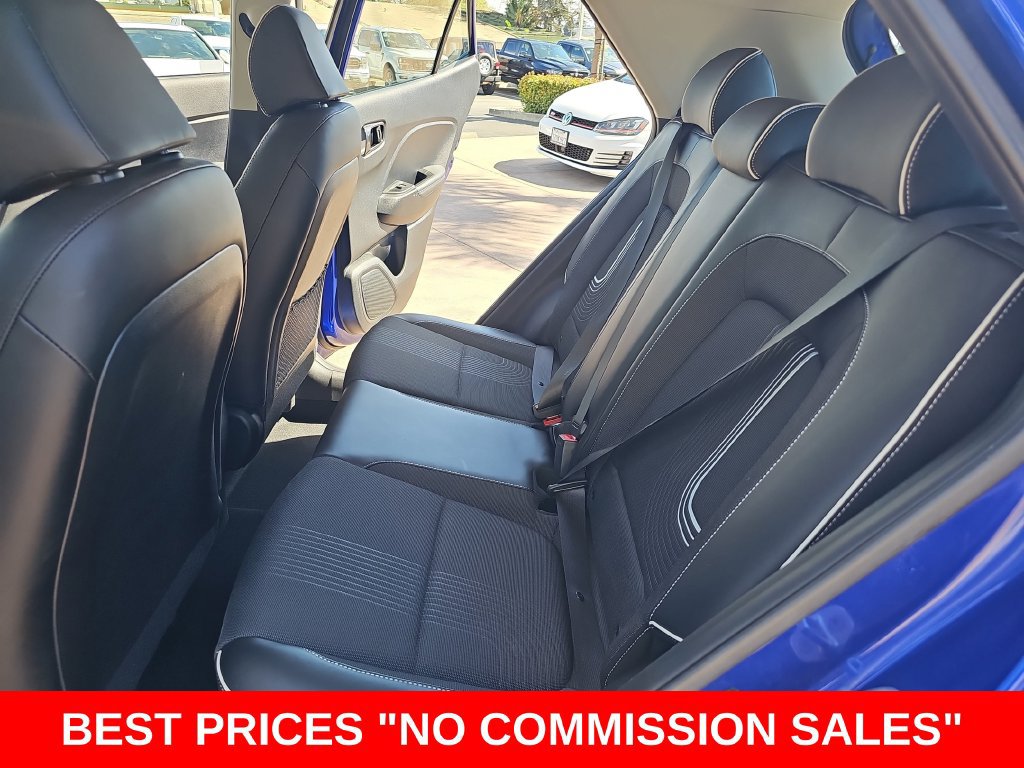 Used 2022 Hyundai Venue Limited FWD image 13