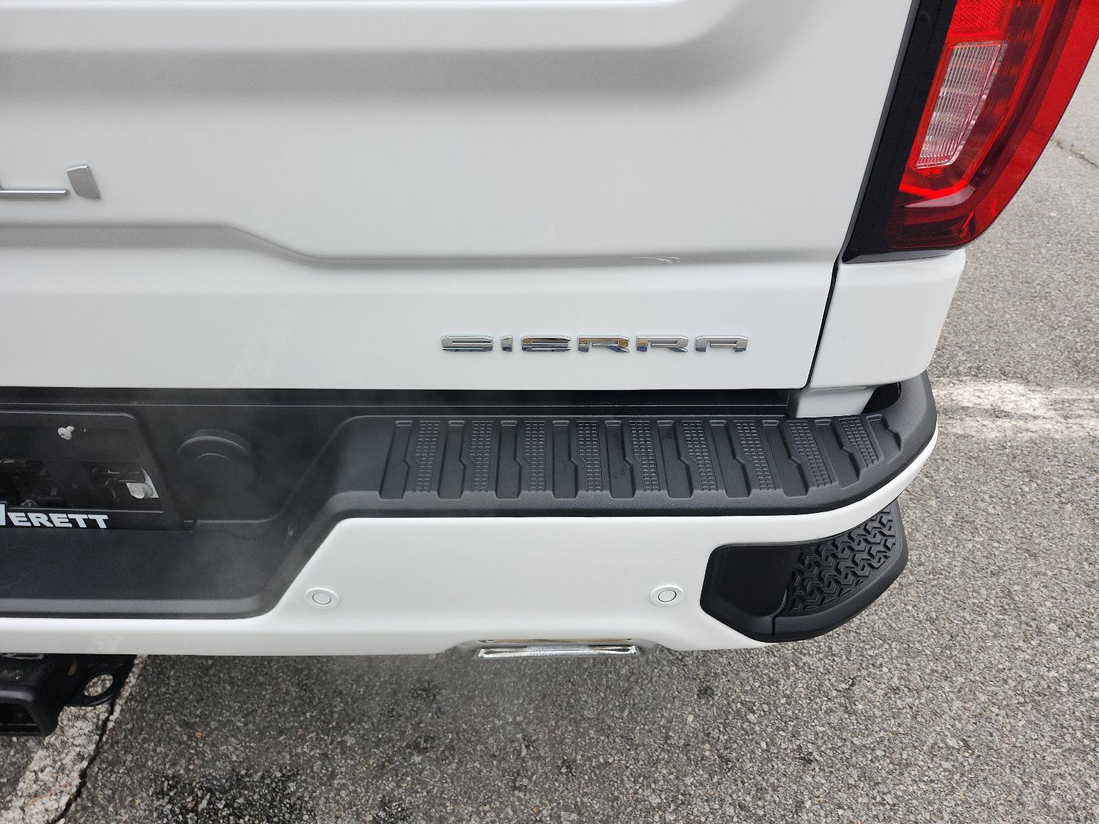 Used 2023 GMC Sierra 1500 Denali w/ Denali Reserve Package image 5