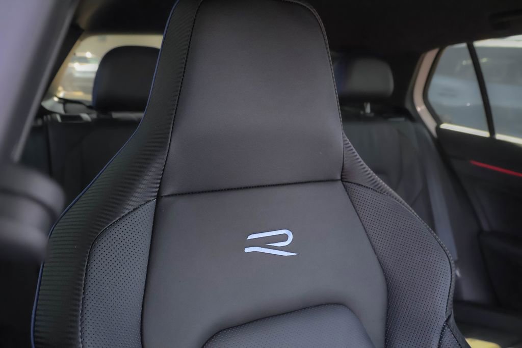 Certified 2024 Volkswagen Golf R image 32