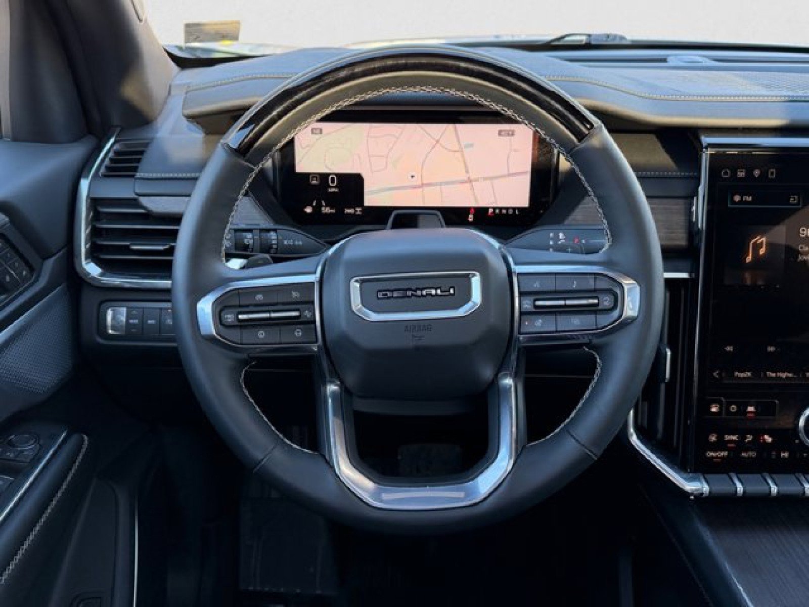 Used 2024 GMC Acadia Denali w/ Super Cruise Package image 15