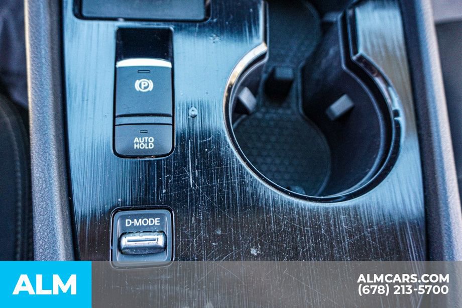 Used 2024 Nissan Rogue S image 43