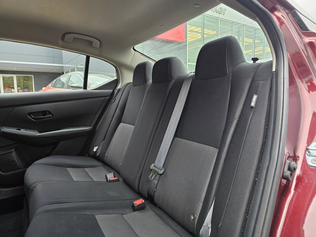 Used 2024 Nissan Sentra SV FWD image 14