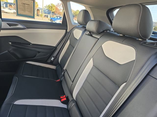 Used 2025 Volkswagen Taos SEL image 12