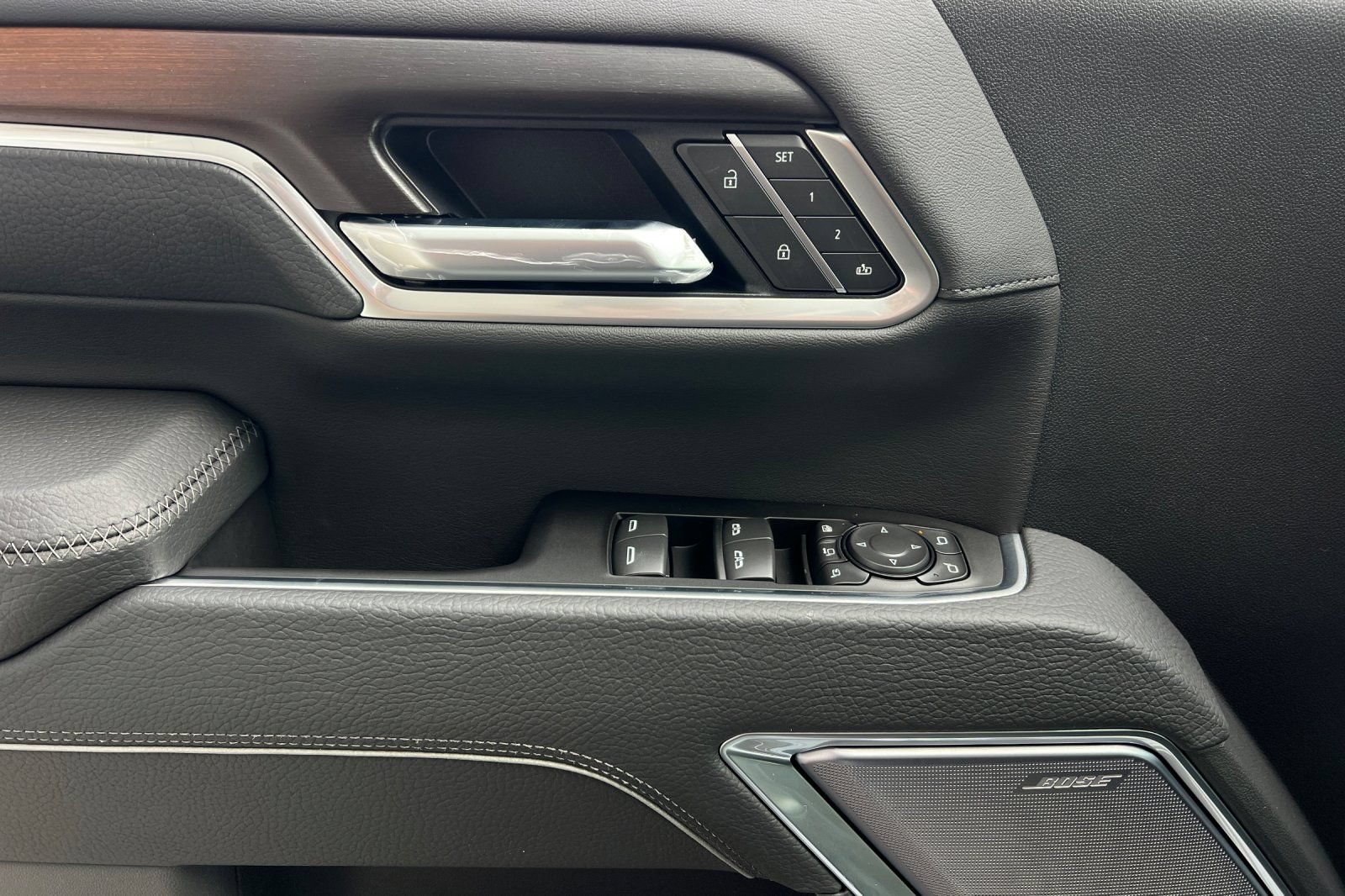 New 2026 GMC Sierra 2500 Denali AWD/4WD image 8