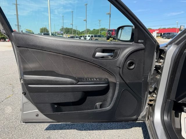 Used 2015 Dodge Charger R/T RWD image 10