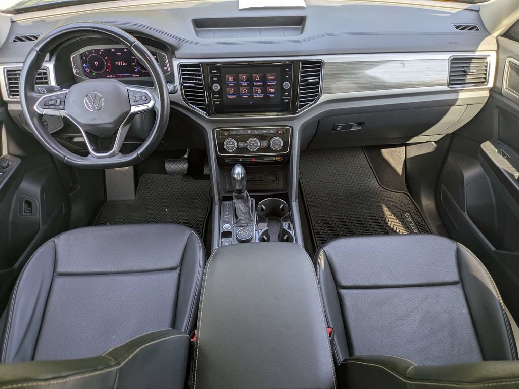 Used 2021 Volkswagen Atlas SEL AWD/4WD image 16