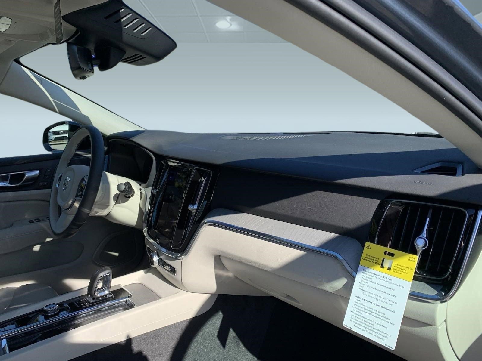 New 2024 Volvo S60 B5 Plus w/ Climate Package AWD/4WD image 35
