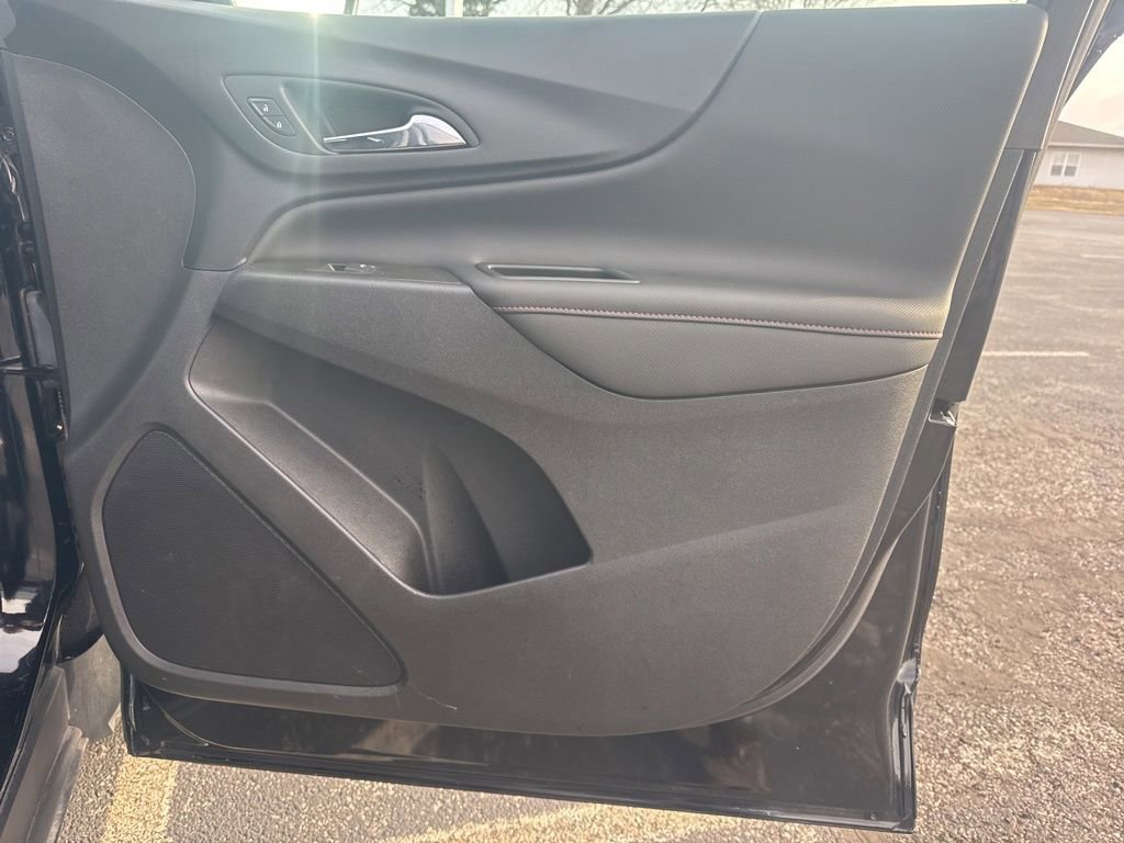 Used 2024 Chevrolet Equinox RS image 26