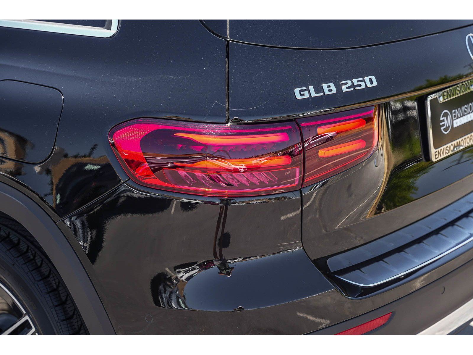 New 2026 Mercedes-Benz GLB 250 4MATIC image 11