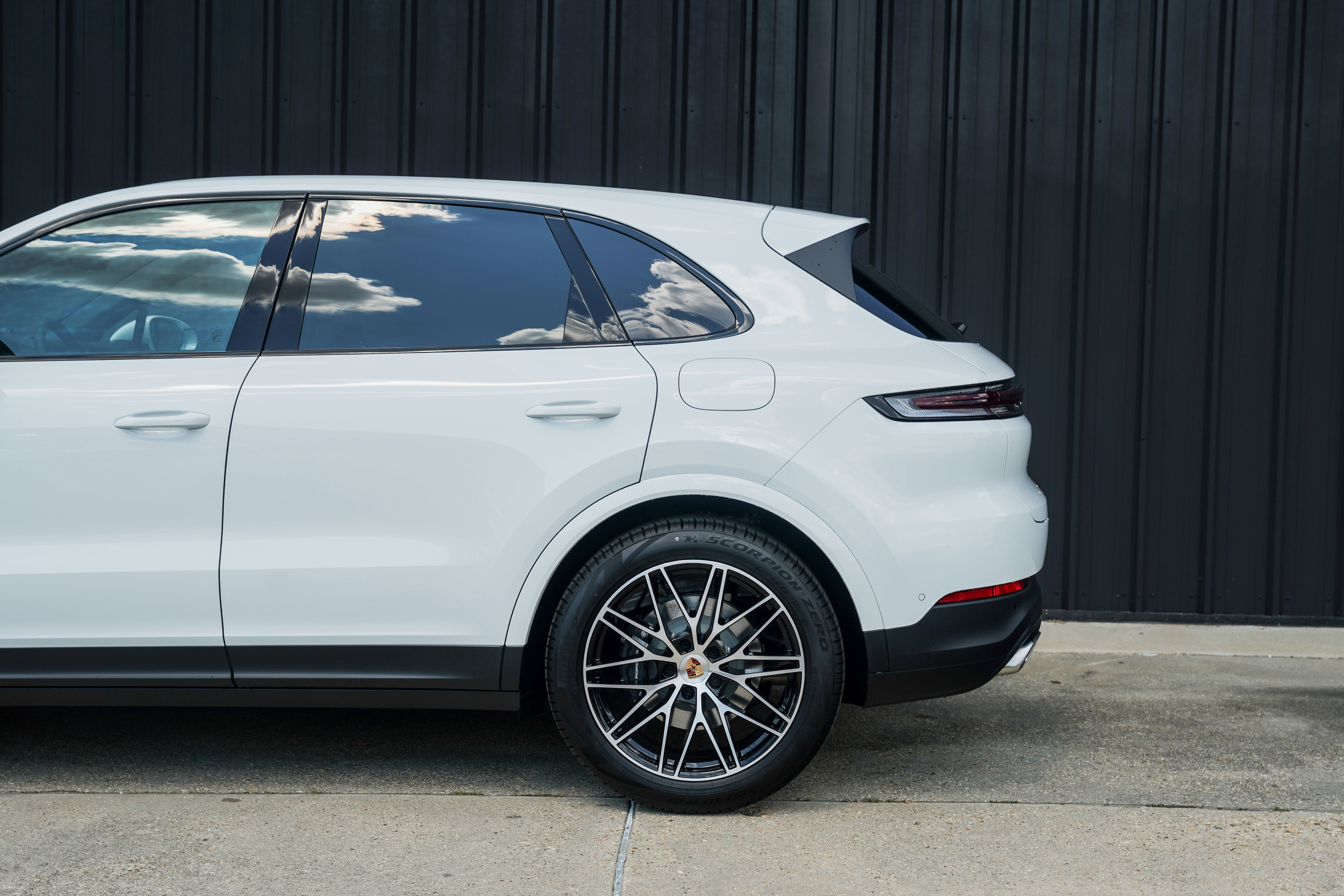 New 2026 Porsche Cayenne E-Hybrid AWD/4WD image 11