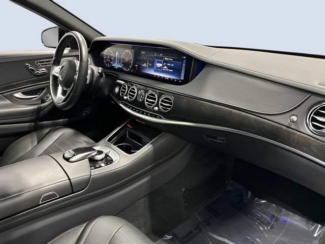 Used 2020 Mercedes-Benz S 560 Sedan image 12
