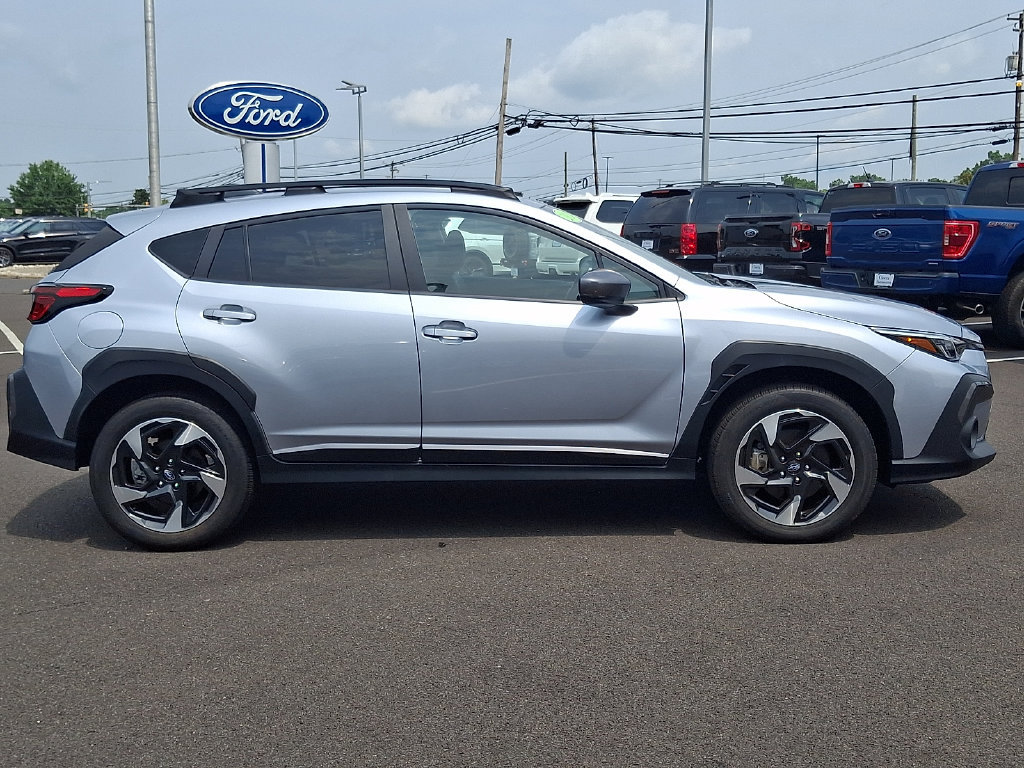 Used 2024 Subaru Crosstrek 2.5i Limited AWD/4WD image 10