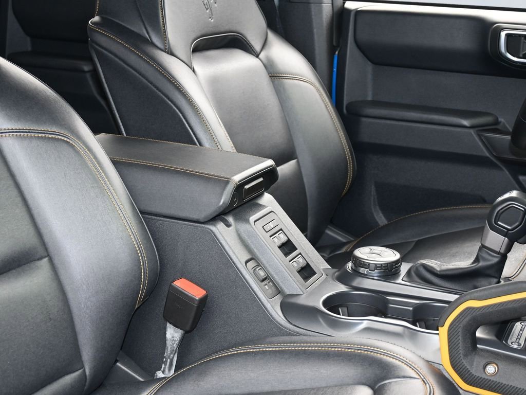 Used 2024 Ford Bronco Badlands image 41