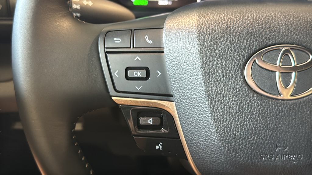 Used 2026 Toyota Crown AWD/4WD image 20