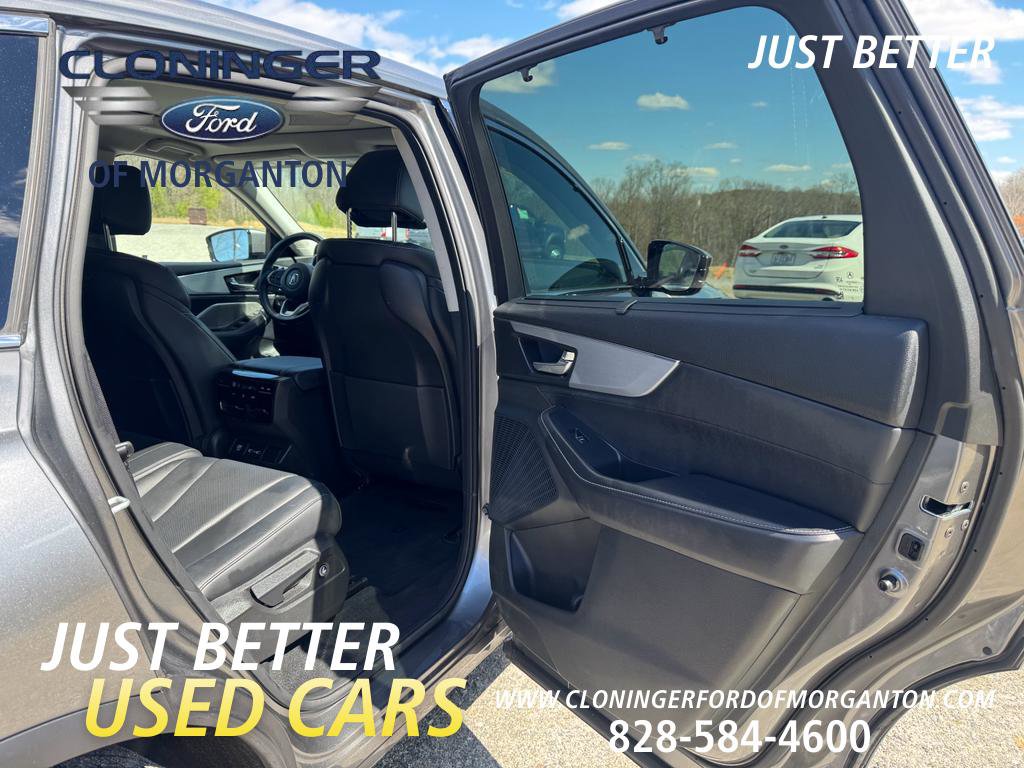 Used 2023 Acura MDX SH-AWD w/ Technology Package image 14