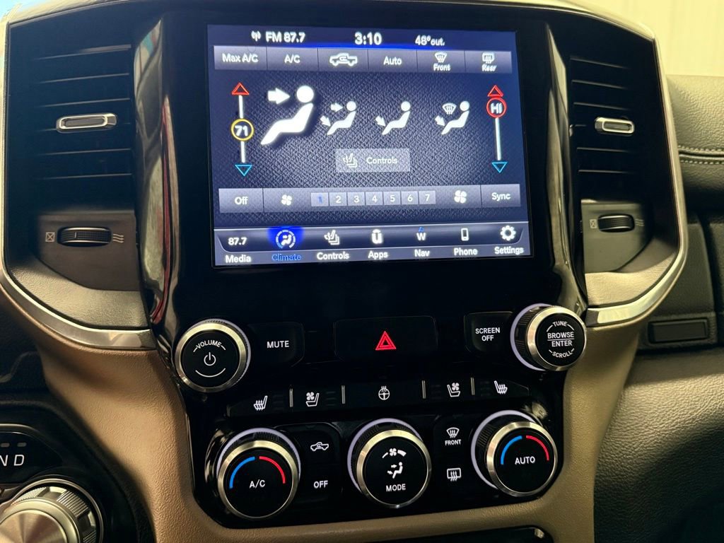 Used 2019 RAM 1500 Laramie image 31