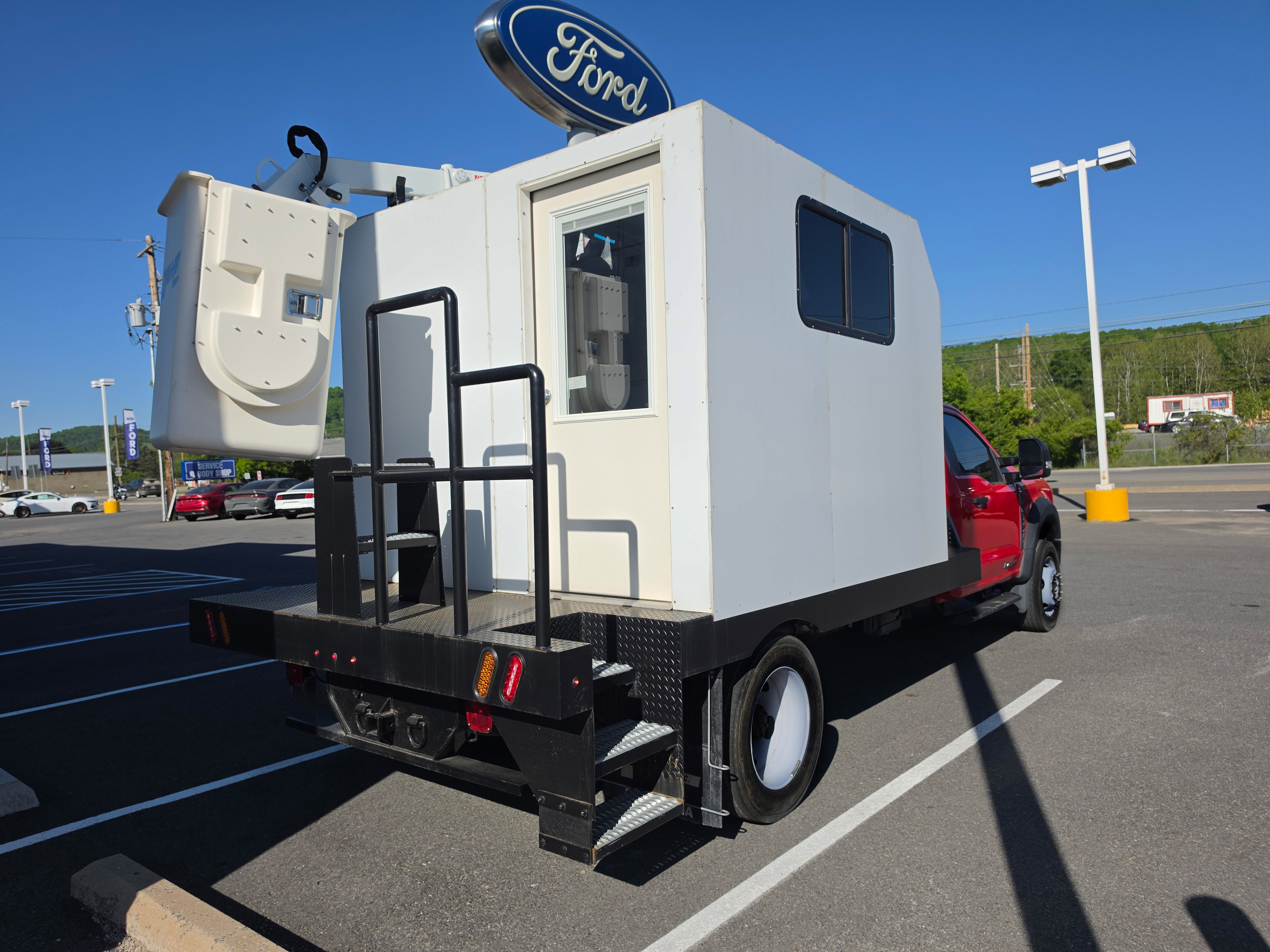 Used 2023 Ford F550 4x4 Regular Cab Super Duty w/ XLT Value Package video 3