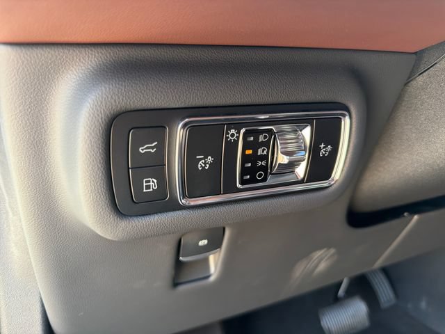 New 2026 Lincoln Nautilus Reserve AWD/4WD image 21