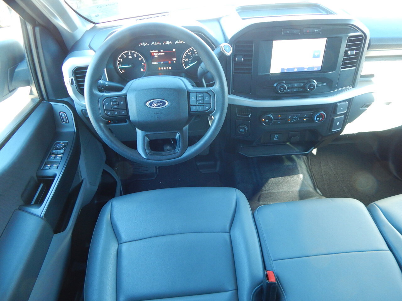 Used 2022 Ford F150 XL w/ Equipment Group 101A High RWD image 22