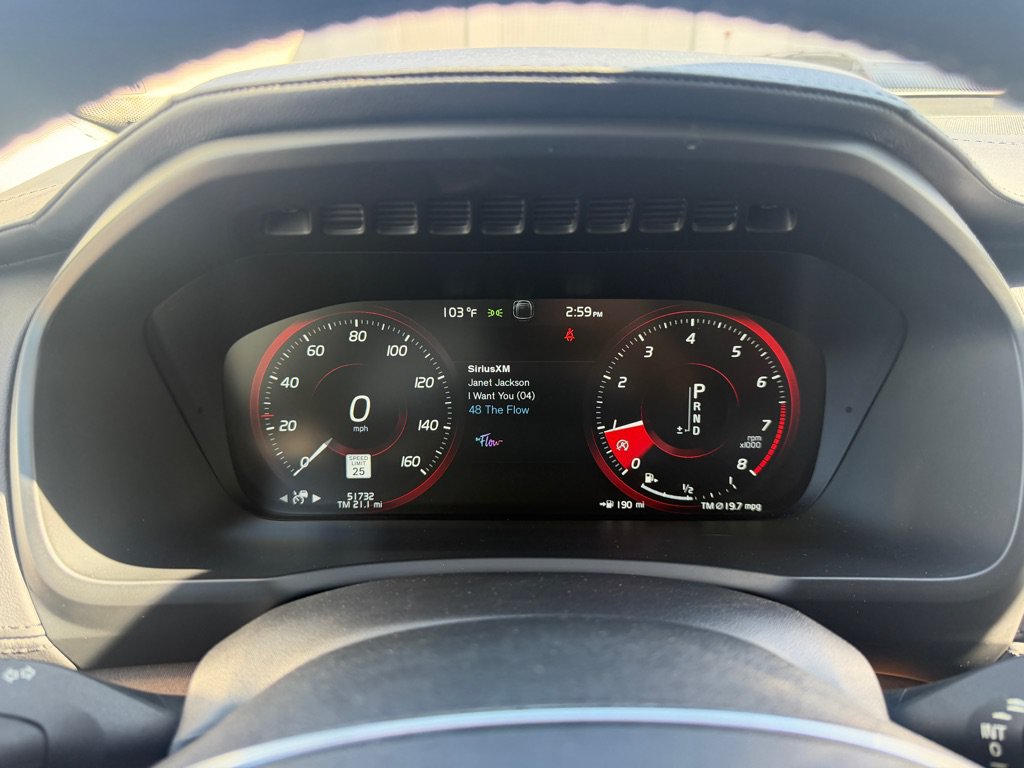 Used 2016 Volvo XC90 T6 Inscription w/ Vision Package AWD/4WD image 14