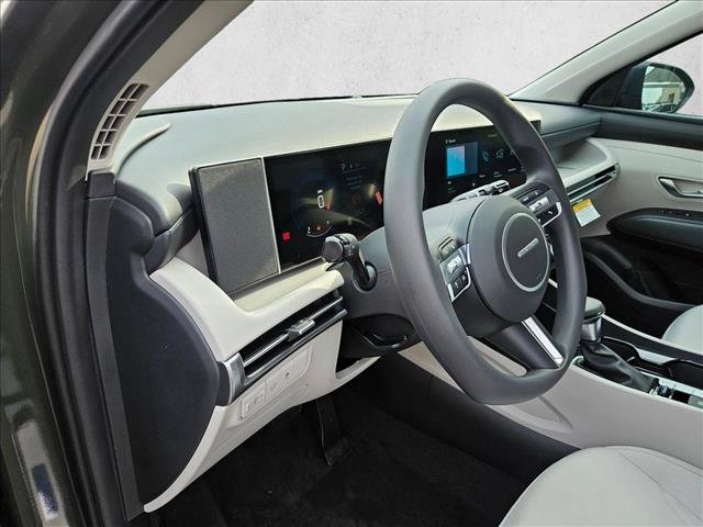 Used 2026 Hyundai Tucson SEL Plus FWD image 3