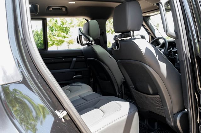 New 2026 Land Rover Defender 110 X-Dynamic SE AWD/4WD image 42