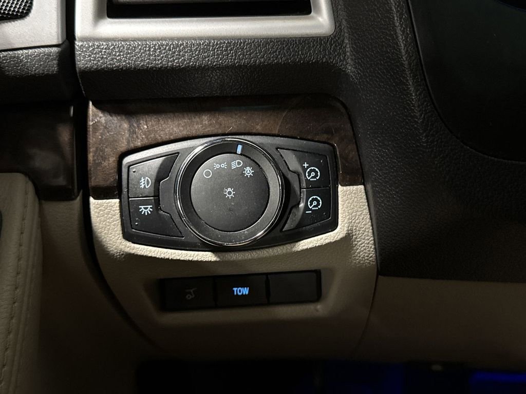 Used 2013 Ford Explorer Limited AWD/4WD image 18
