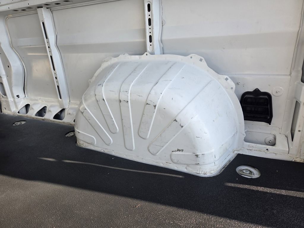 Used 2025 RAM ProMaster 2500 w/ Convenience Group FWD image 25