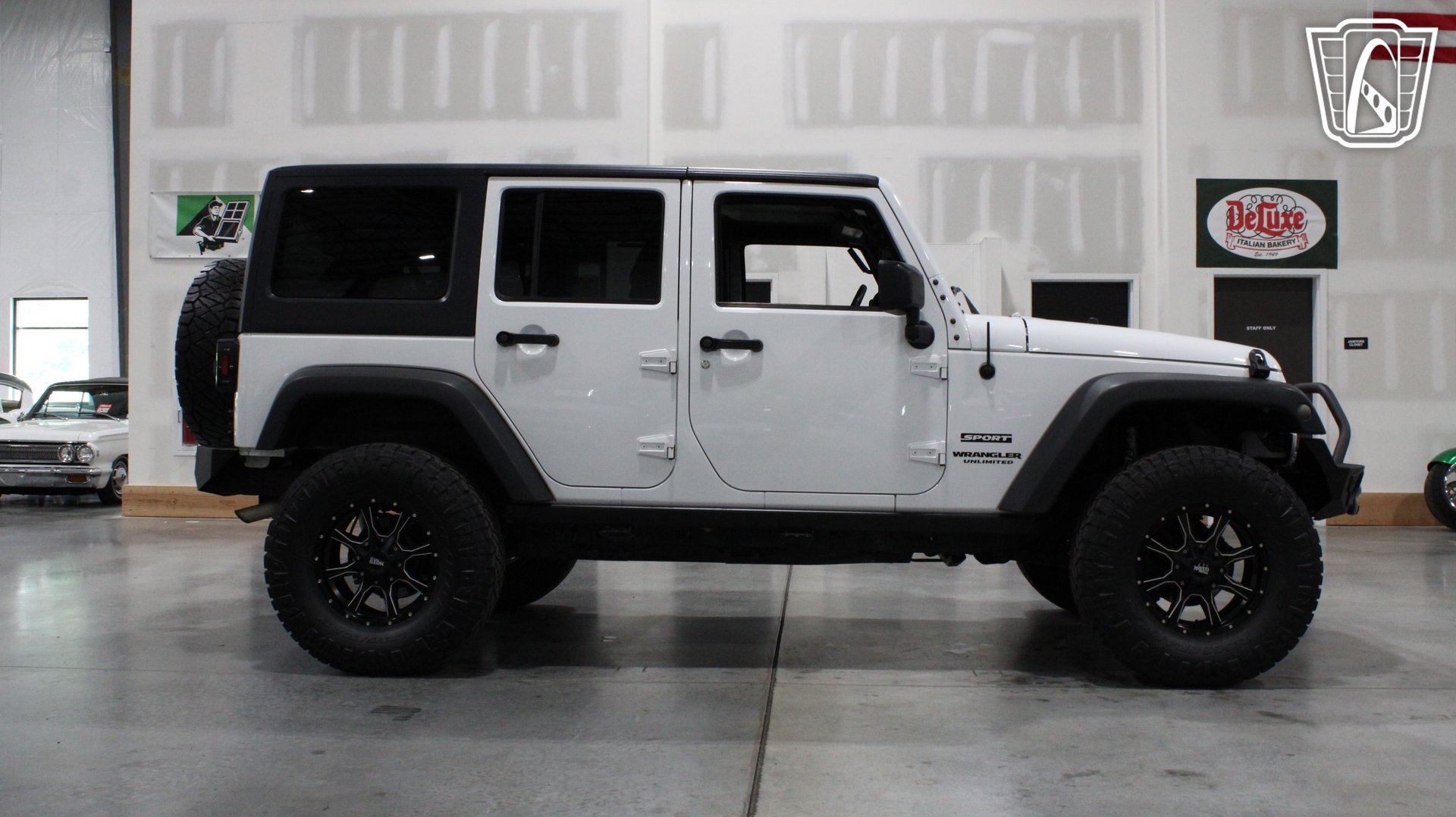Used 2016 Jeep Wrangler Unlimited Sport w/ Quick Order Package 24S AWD/4WD image 25
