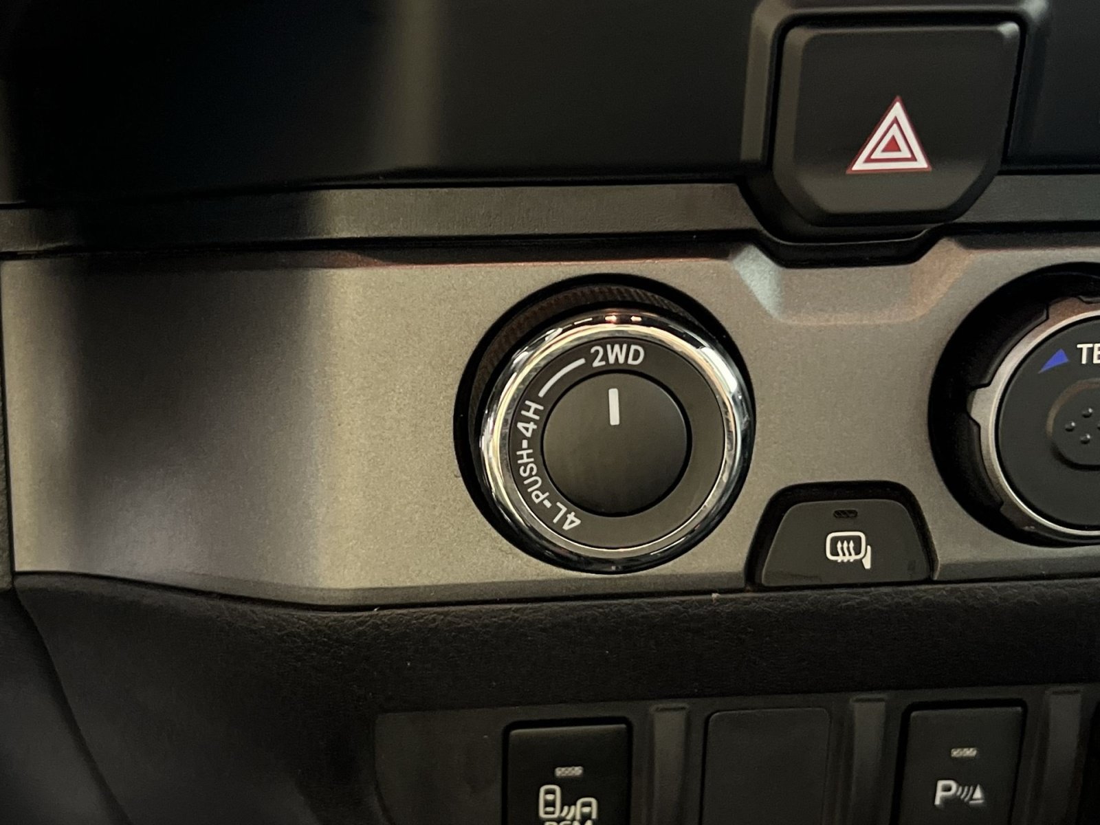 Used 2019 Toyota Tacoma TRD Pro AWD/4WD image 32
