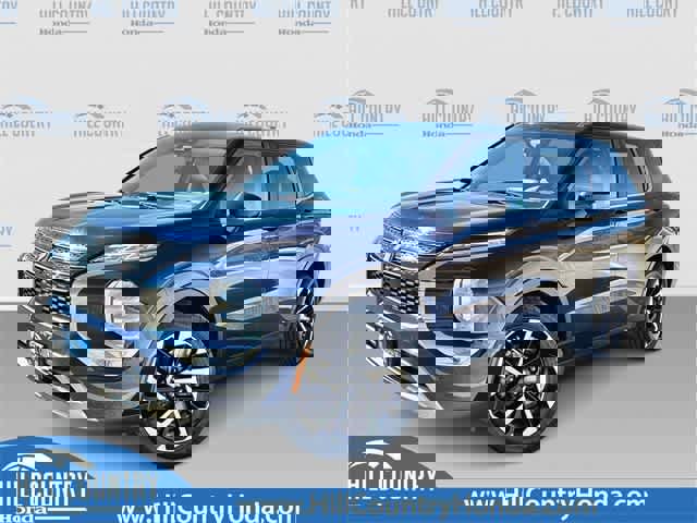 Used 2023 Mitsubishi Outlander SE image 1