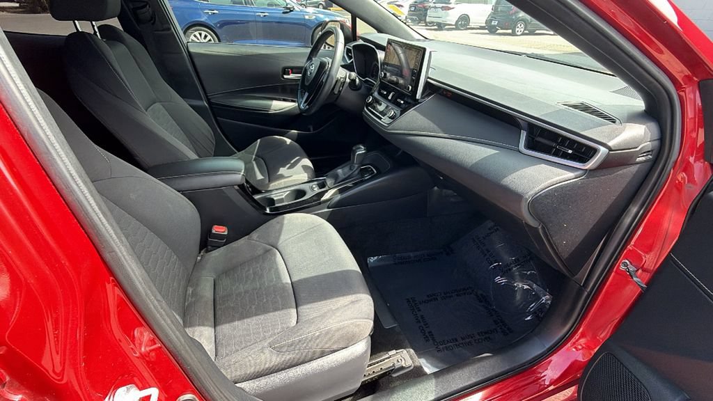 Used 2021 Toyota Corolla SE w/ Special Edition FWD image 28