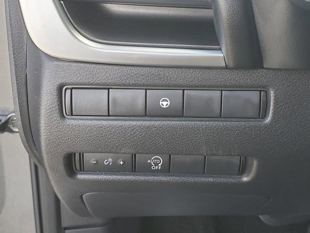 Certified 2023 Nissan Rogue SV image 17