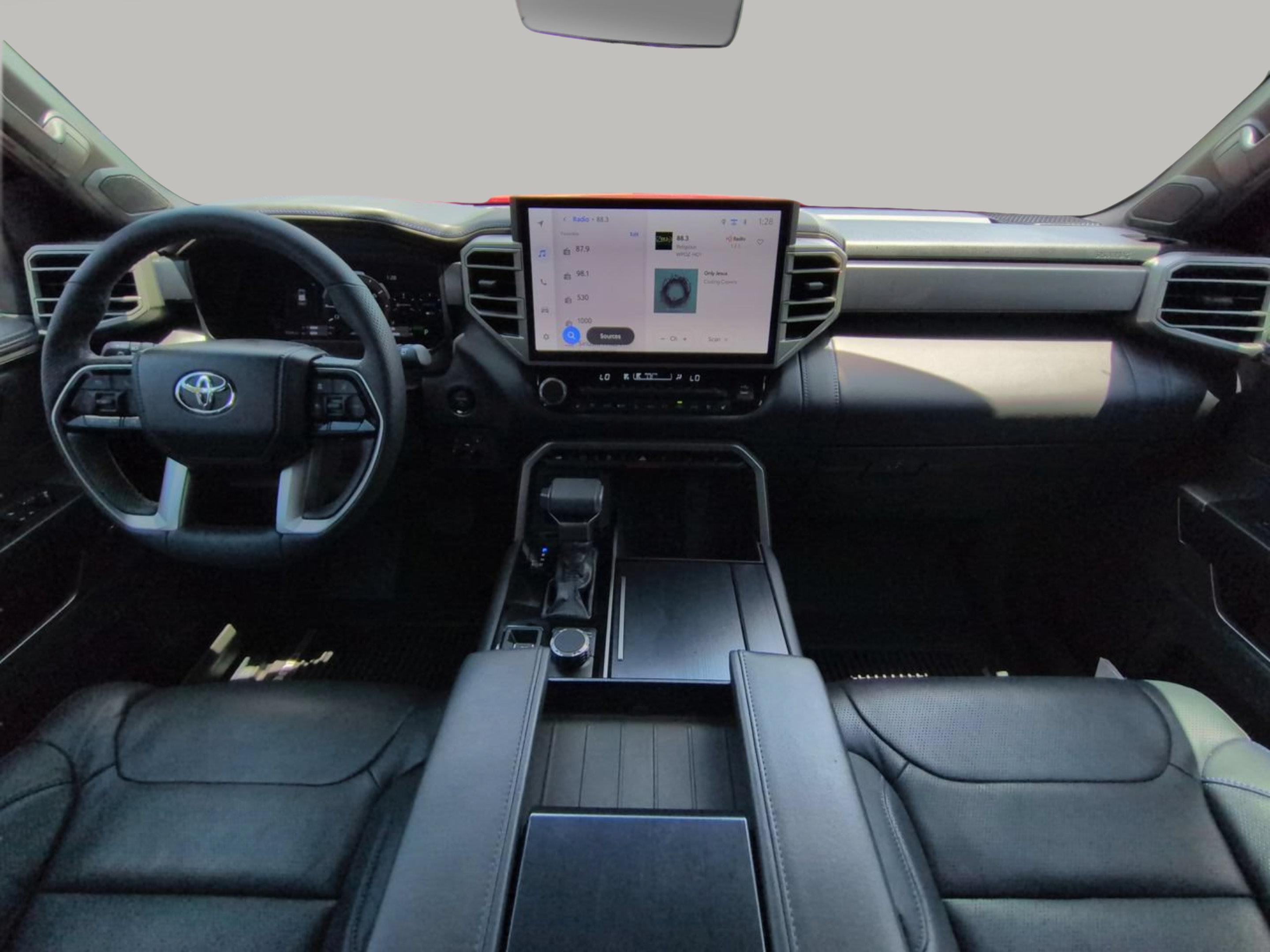 Used 2026 Toyota Sequoia Platinum AWD/4WD image 19
