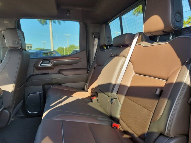 Used 2024 GMC Sierra 1500 Denali w/ Denali Reserve Package AWD/4WD image 19