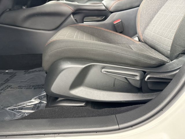 Used 2024 Honda HR-V Sport image 21