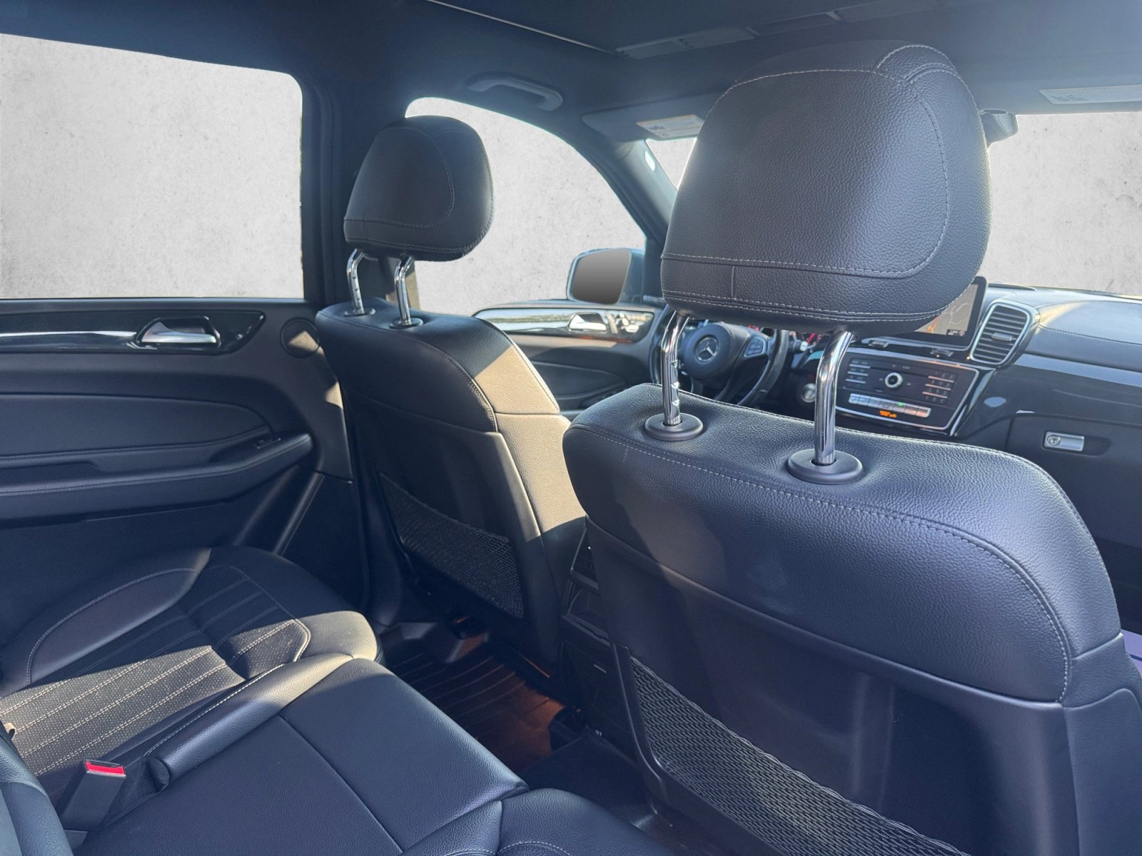Used 2019 Mercedes-Benz GLS 450 4MATIC image 26