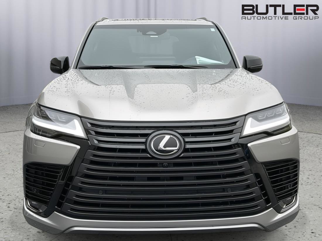Certified 2025 Lexus LX 700h Luxury w/ Appearance Package AWD/4WD image 9