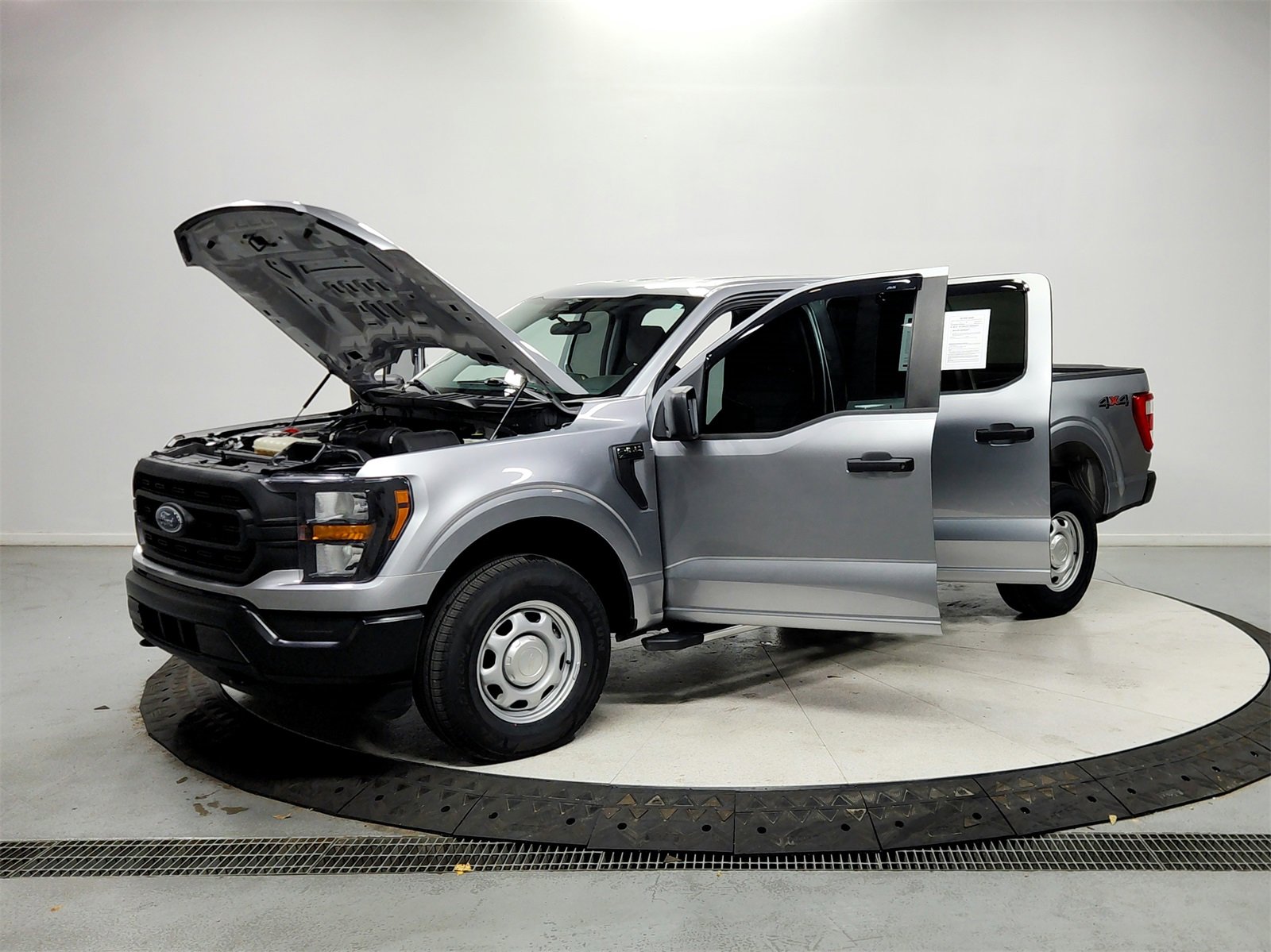 Used 2023 Ford F150 XL image 11
