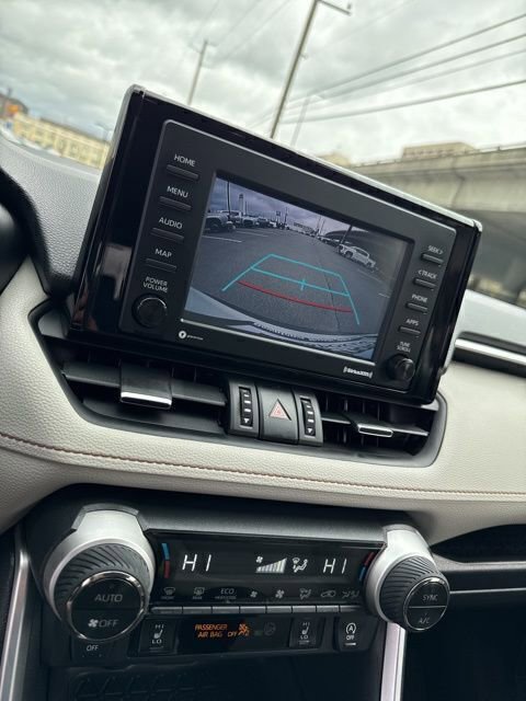 Used 2022 Toyota RAV4 XLE Premium image 26